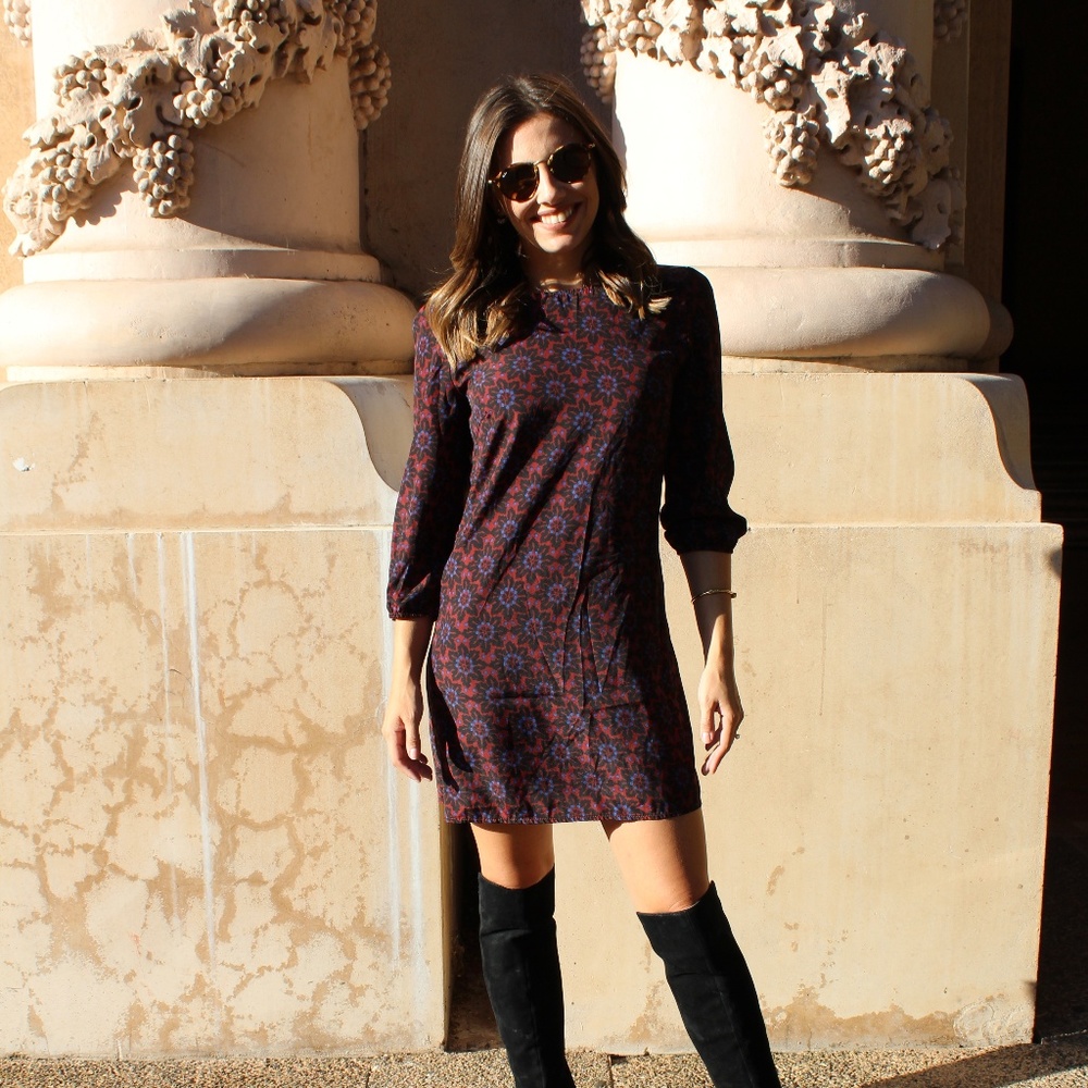 Francesca's Collection Sheath Dress Maroon & Navy Print Size M